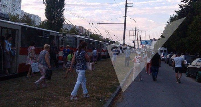 На Чеканах парализовано движение из-за ДТП