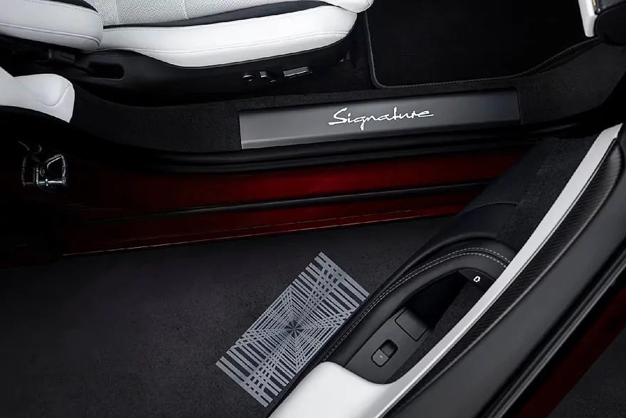 Tesla Model S и Model X обзавелись прощальными версиями Signature для VIP-клиентов