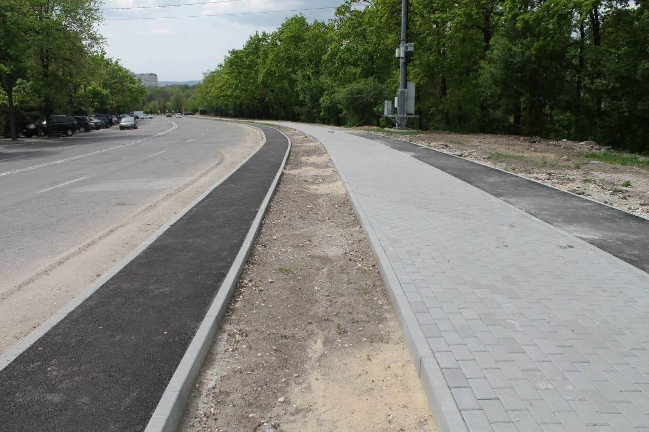 В столичном секторе Чеканы начались работы по благоустройству улицы