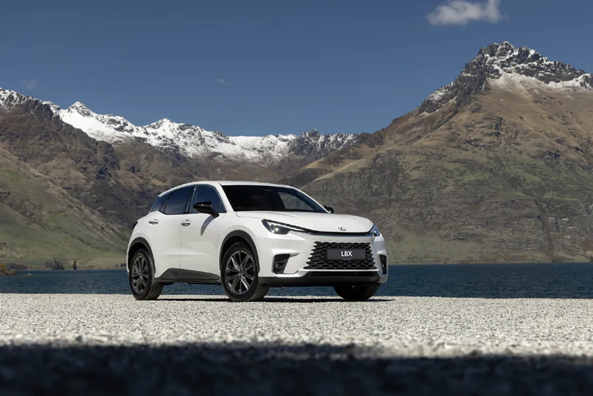 Lexus Chișinău: Cпециальные цены на автомобили в наличии