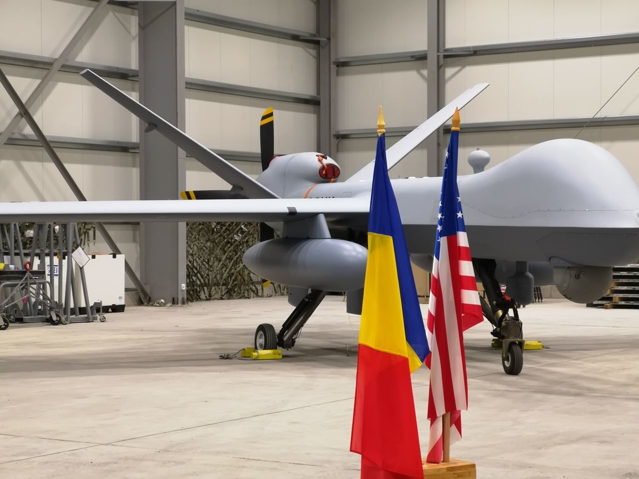 Беспилотники MQ-9 Reaper и около 90 военных США размещены на базе ВВС в Румынии
