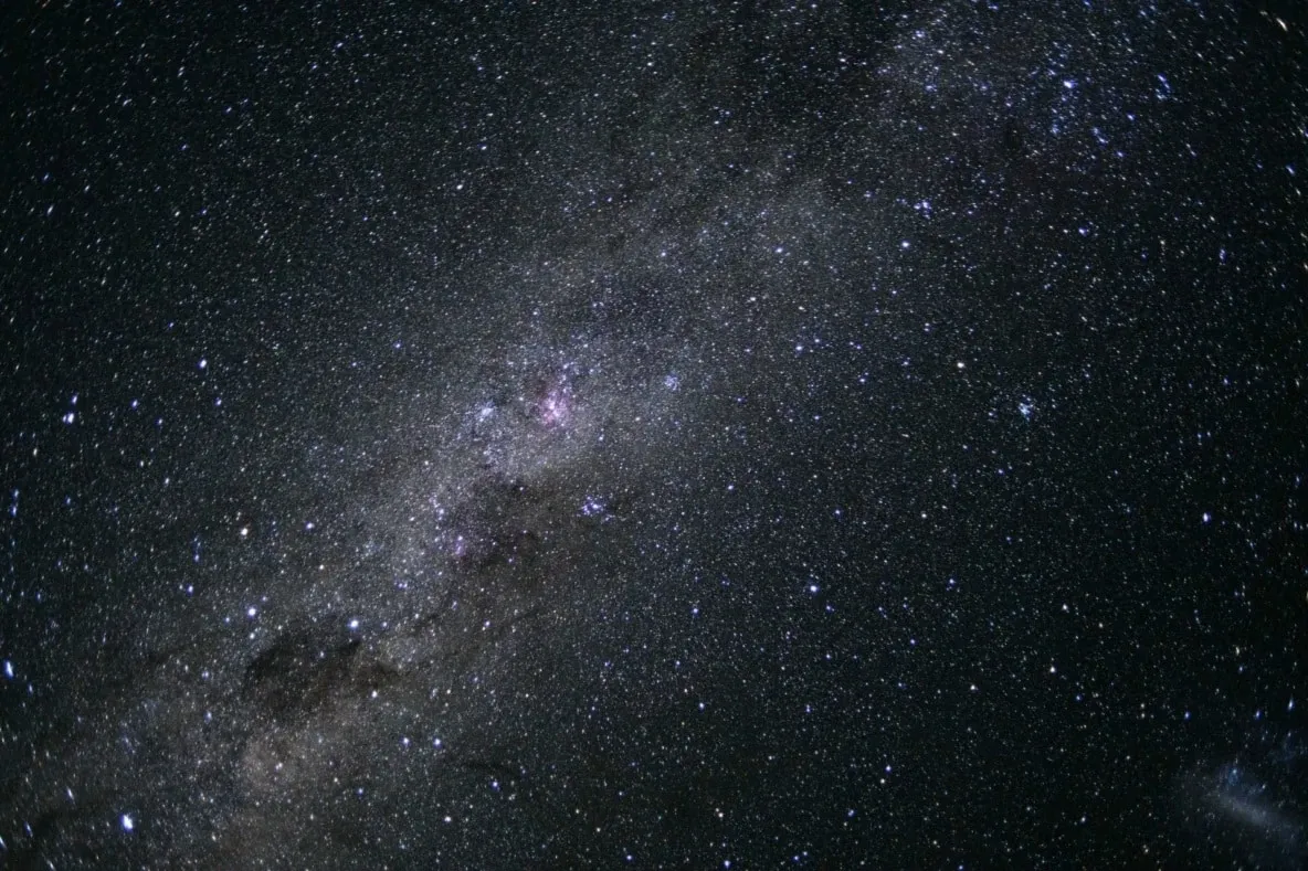 NASA опубликовало архив из 12 тысяч фотографий миссии «Артемида-II»
