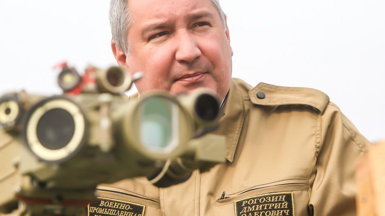 Рогозин больше не будет курировать российский военно-промышленный комплекс