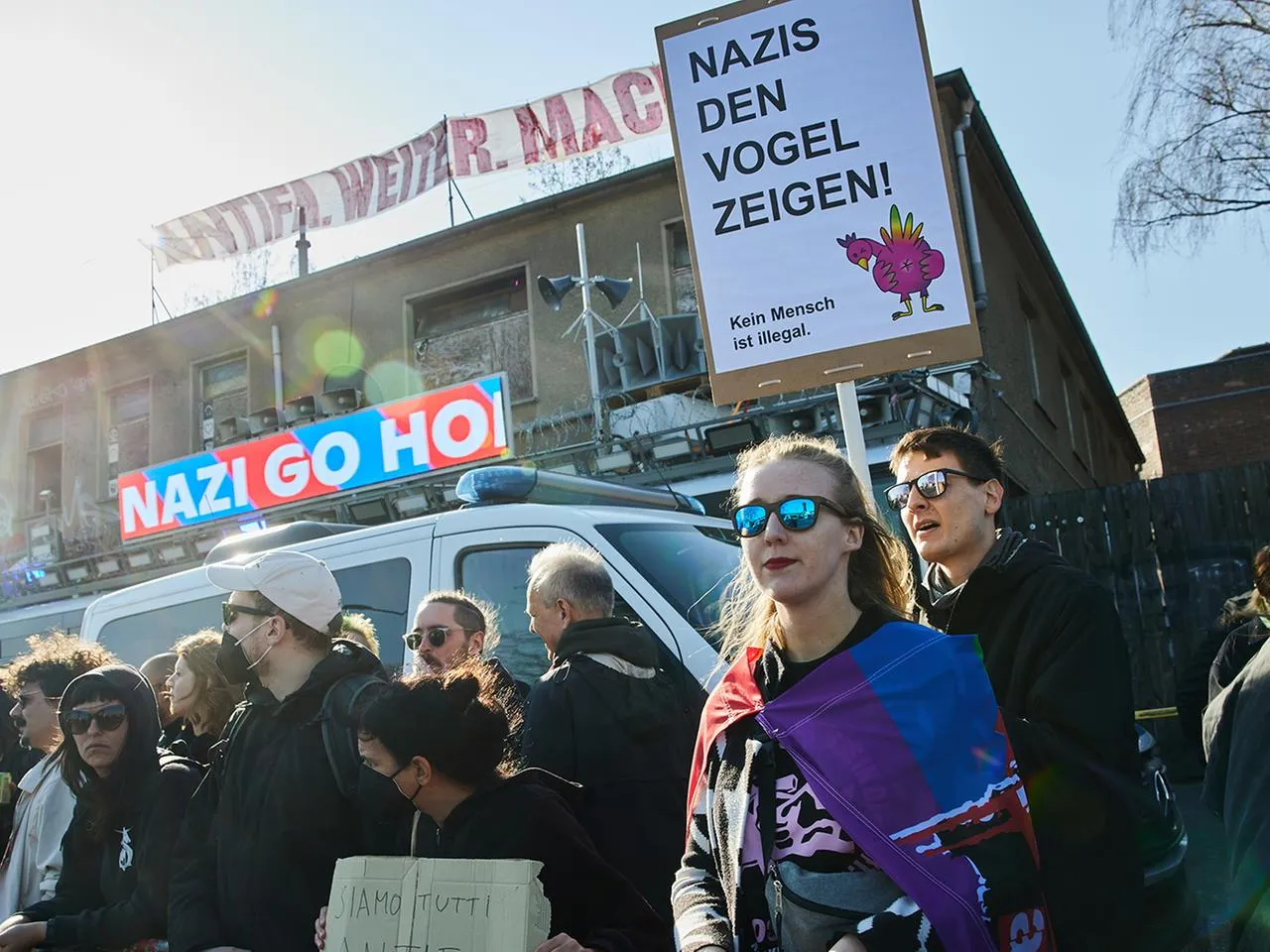 Акция неонацистов в Берлине завершилась преждевременно из-за столкновений