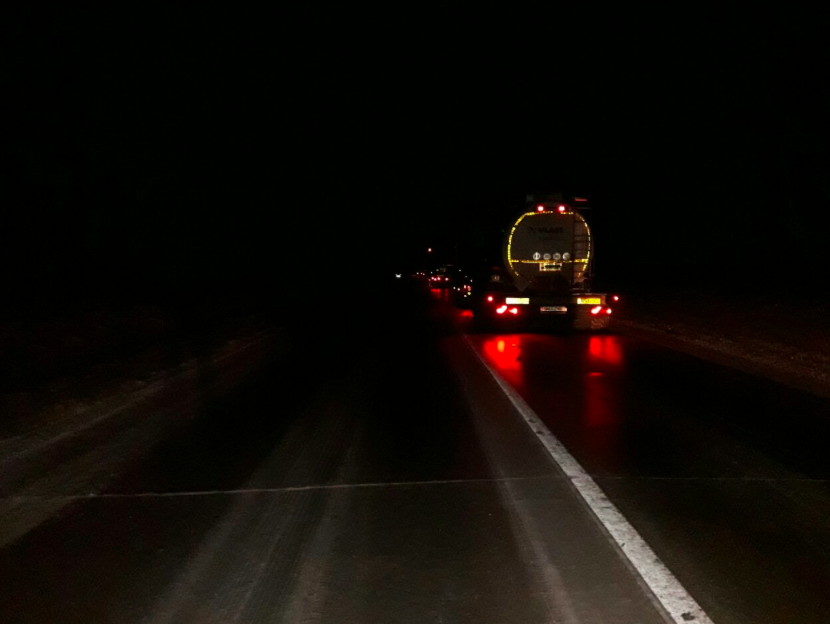 Camioane blocate pe traseul Chişinău-Bălţi din cauza gheţuşului