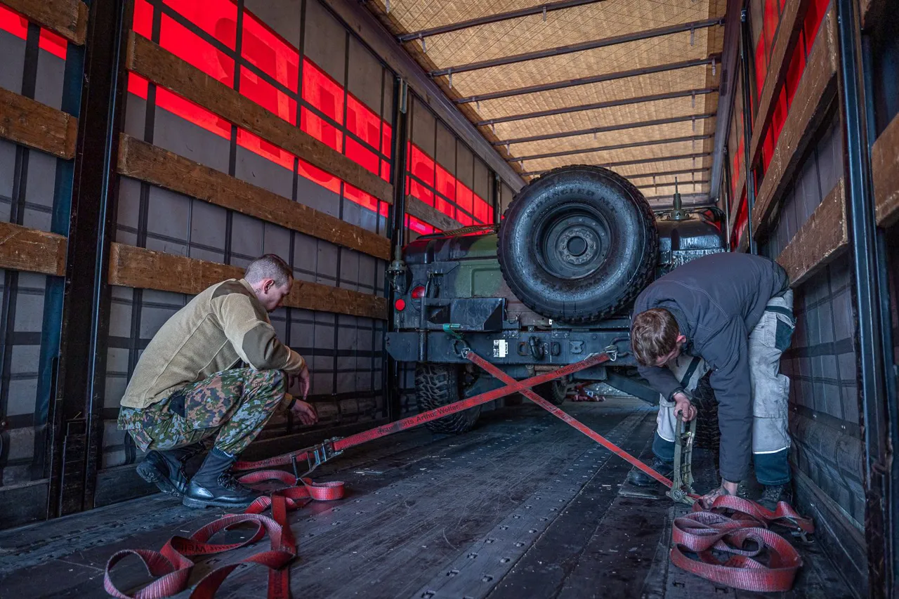 Люксембург передает Украине внедорожники "Хамви"