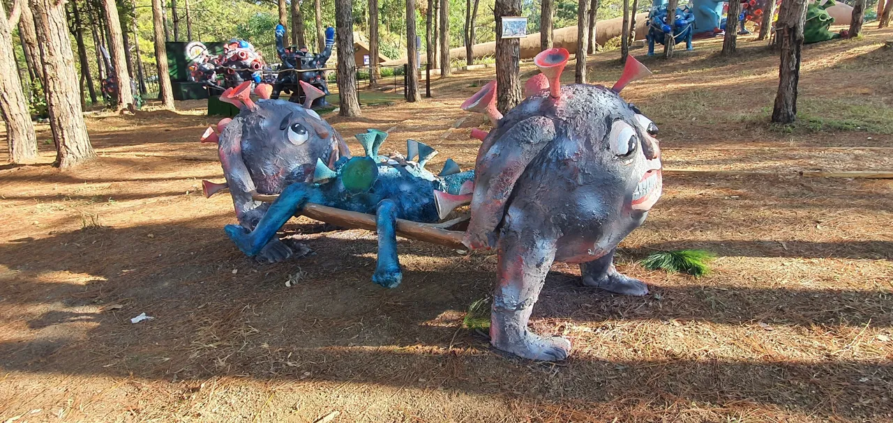 O turistă britanică și-a împărtășit impresiile despre un parc tematic dedicat pentru COVID-19