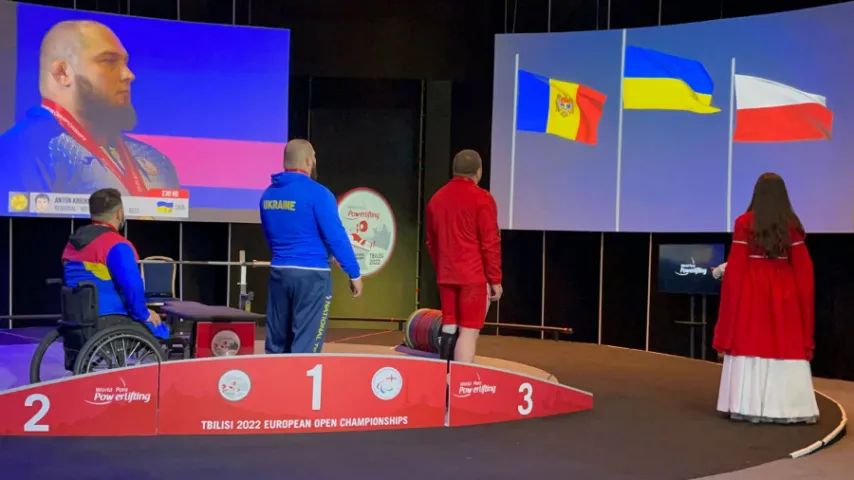 Молдавские спортсмены завоевали медали на парачемпионате Европы по пауэрлифтингу