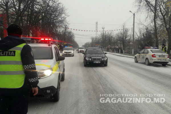 Сразу четыре экипажа патрульной полиции дежурили в Комрате