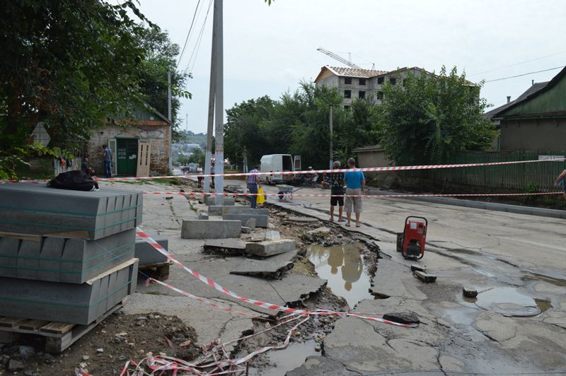 Ливень в Комрате разрушил жилые дома, они не подлежат восстановлению