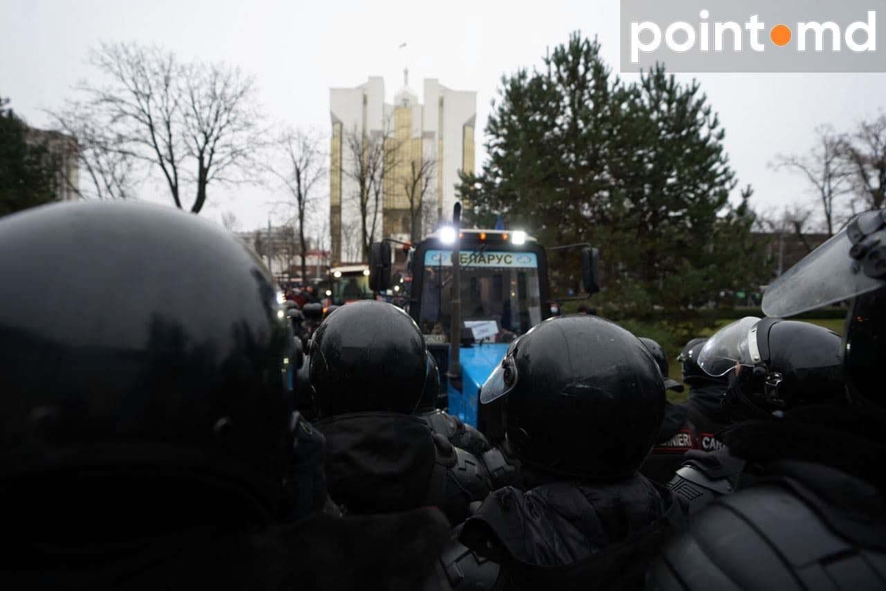 Протест фермеров: перед парламентом произошли столкновения с полицией