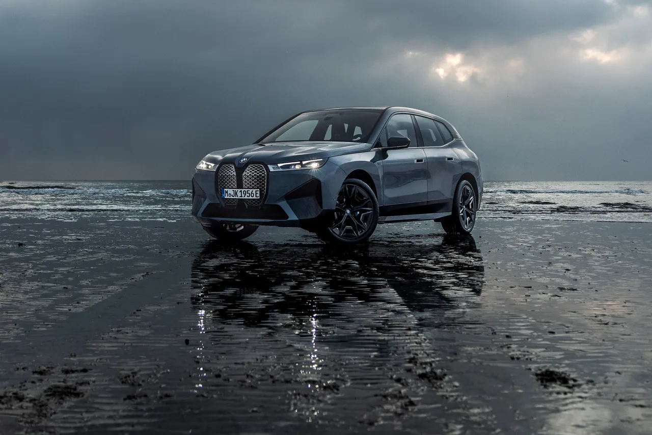 Генеральным партнером Национального чемпионата по триатлону стал новый BMW iX M60