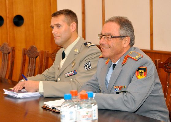 В Молдове находится группа экпертов НАТО, возглавляемая генералом Рейнхардом Клоссом