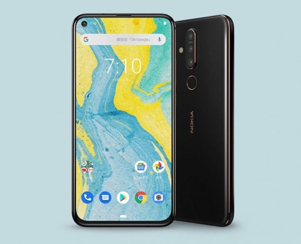 Nokia представила первый смартфон с "дырой" в экране