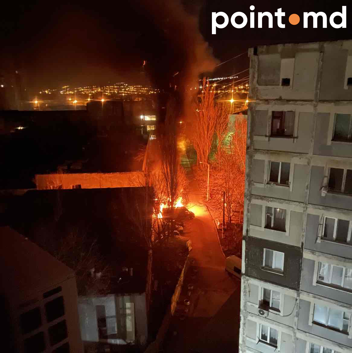 В жилых дворах на Телецентре сгорел автомобиль