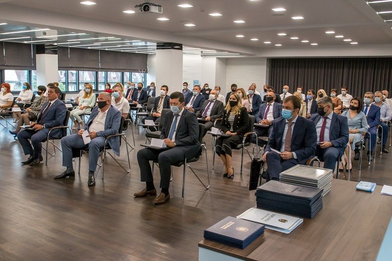 Пенсионеры, работавшие в газовой отрасли, получат материальную помощь