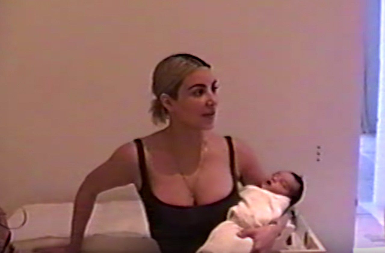 Prima imagine cu noul membru al clanului Kardashian