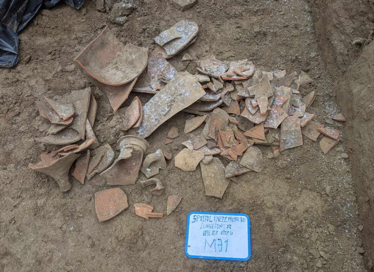 34 de morminte romane cu amfore africane, descoperite în România