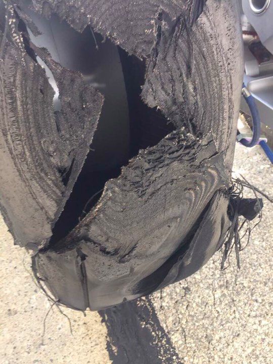 Alertă la Aeroport: Un avion Air Moldova a făcut pană de cauciuc la aterizare
