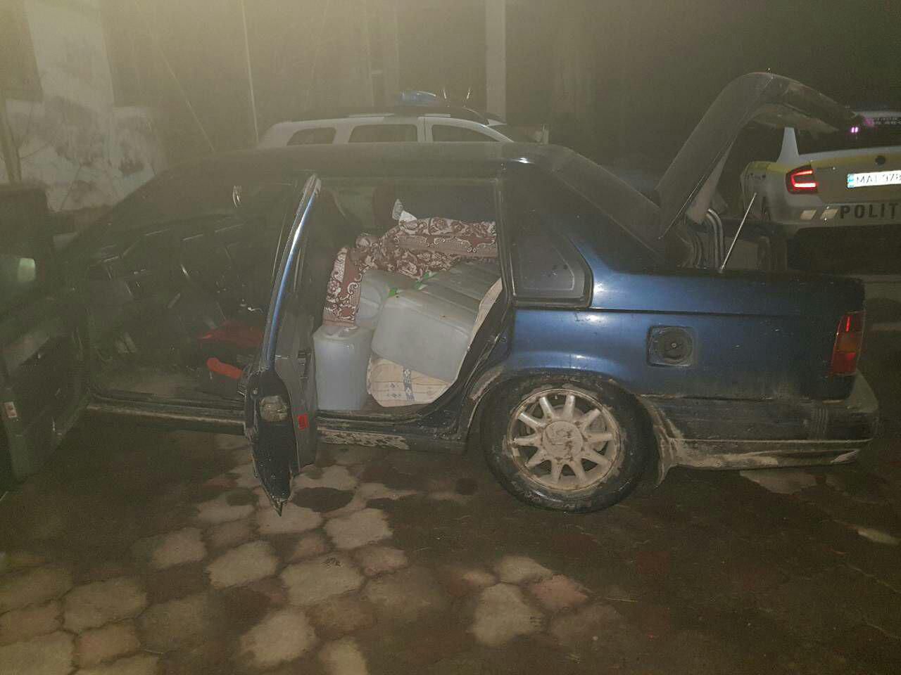 Șofer tras pe dreapta la Căușeni: Transporta alcool fără acte