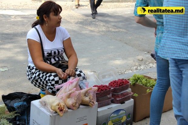Журналисты показали антисанитарные условия на центральном рынке