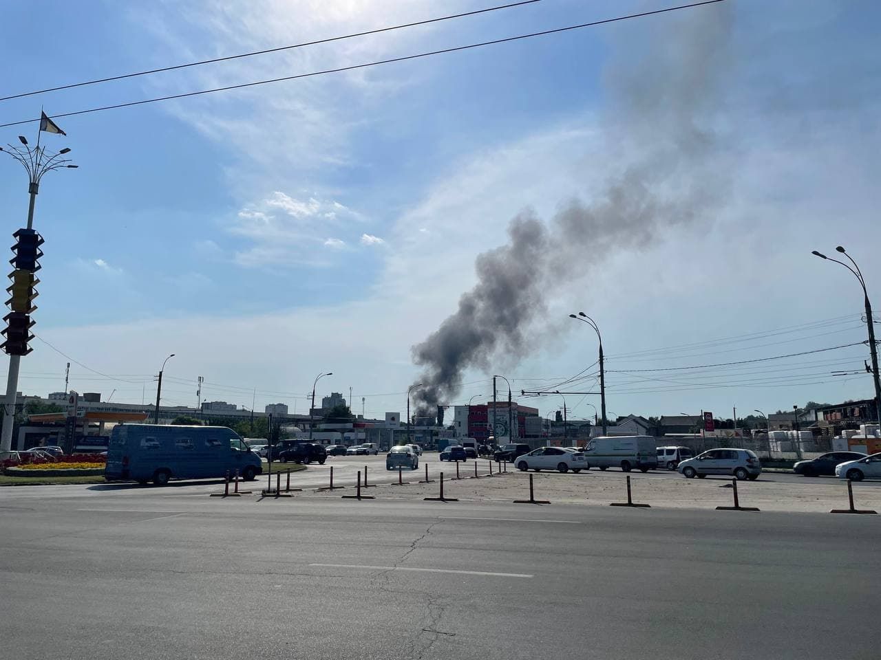 В столице произошел пожар на складе