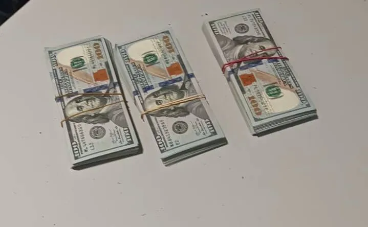 У пассажира рейса Кишинев-Стамбул изъяли незадекларированные $30 тысяч