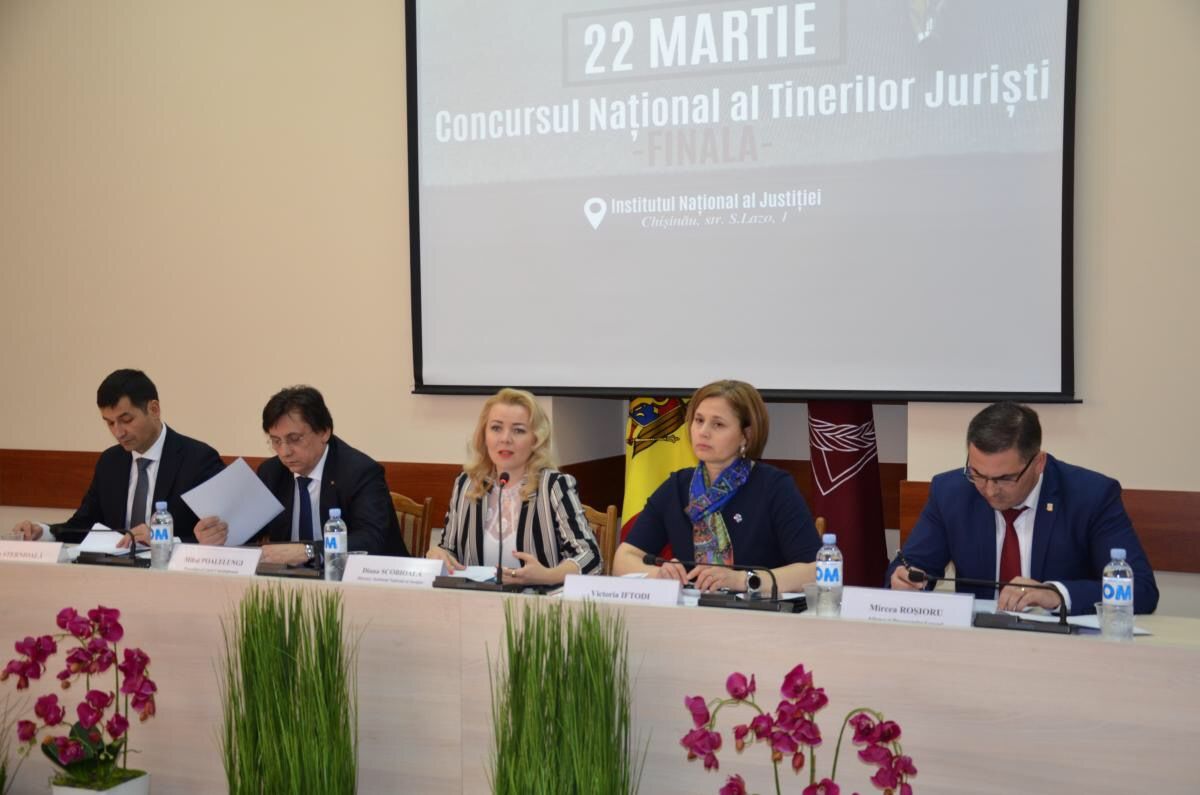 В Молдове прошел национальный конкурс молодых юристов ®