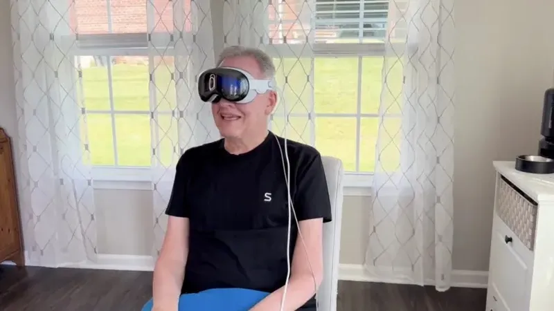 Гарнитуру Apple Vision Pro подключили прямо к мозгу человека с помощью импланта Synchron