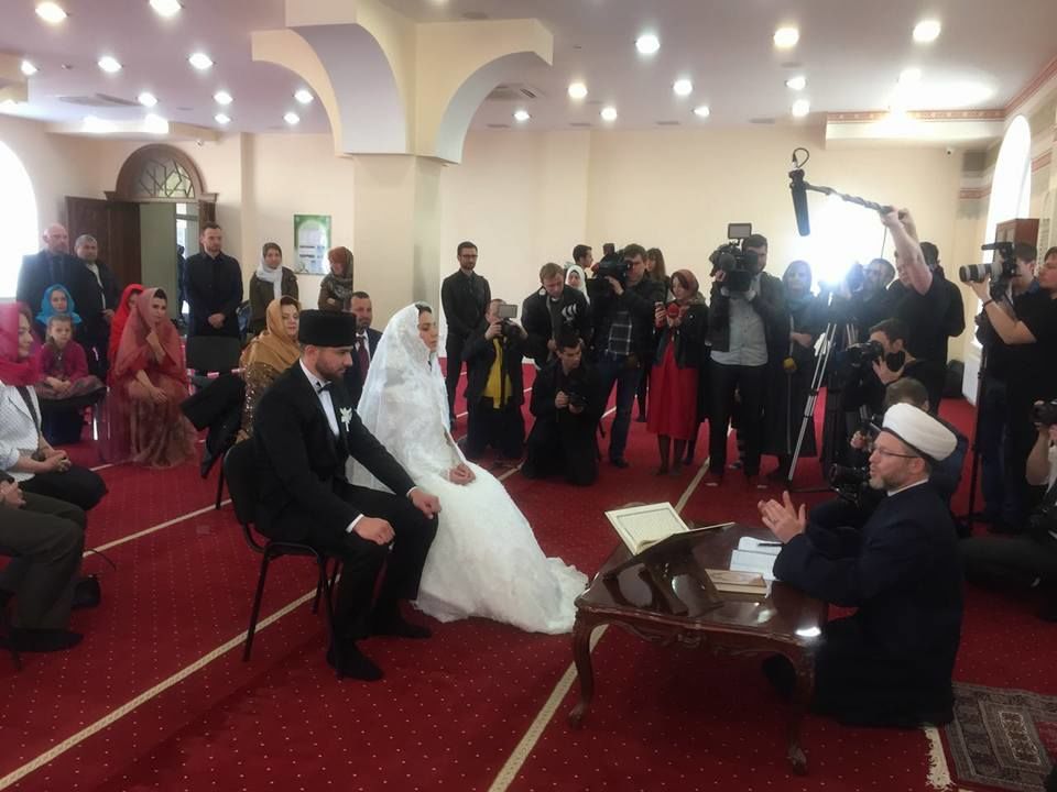 Победительница "Евровидения—2016" Джамала вышла замуж в Киеве