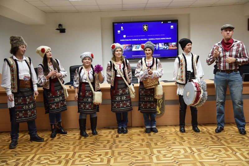 Imaginea zilei: Cavcaliuc și Pînzari, îmbrăcați în cowboy