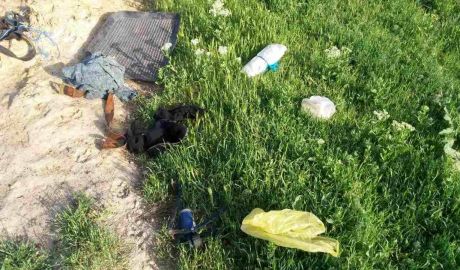 Un bărbat de a murit după ce s-a izbit cu motocicleta într-un camion