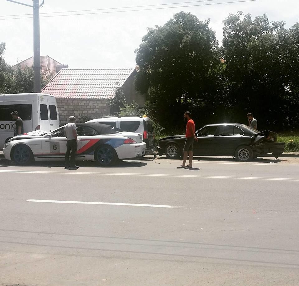 Accident în Capitală cu implicare unui automobil unic în Moldova