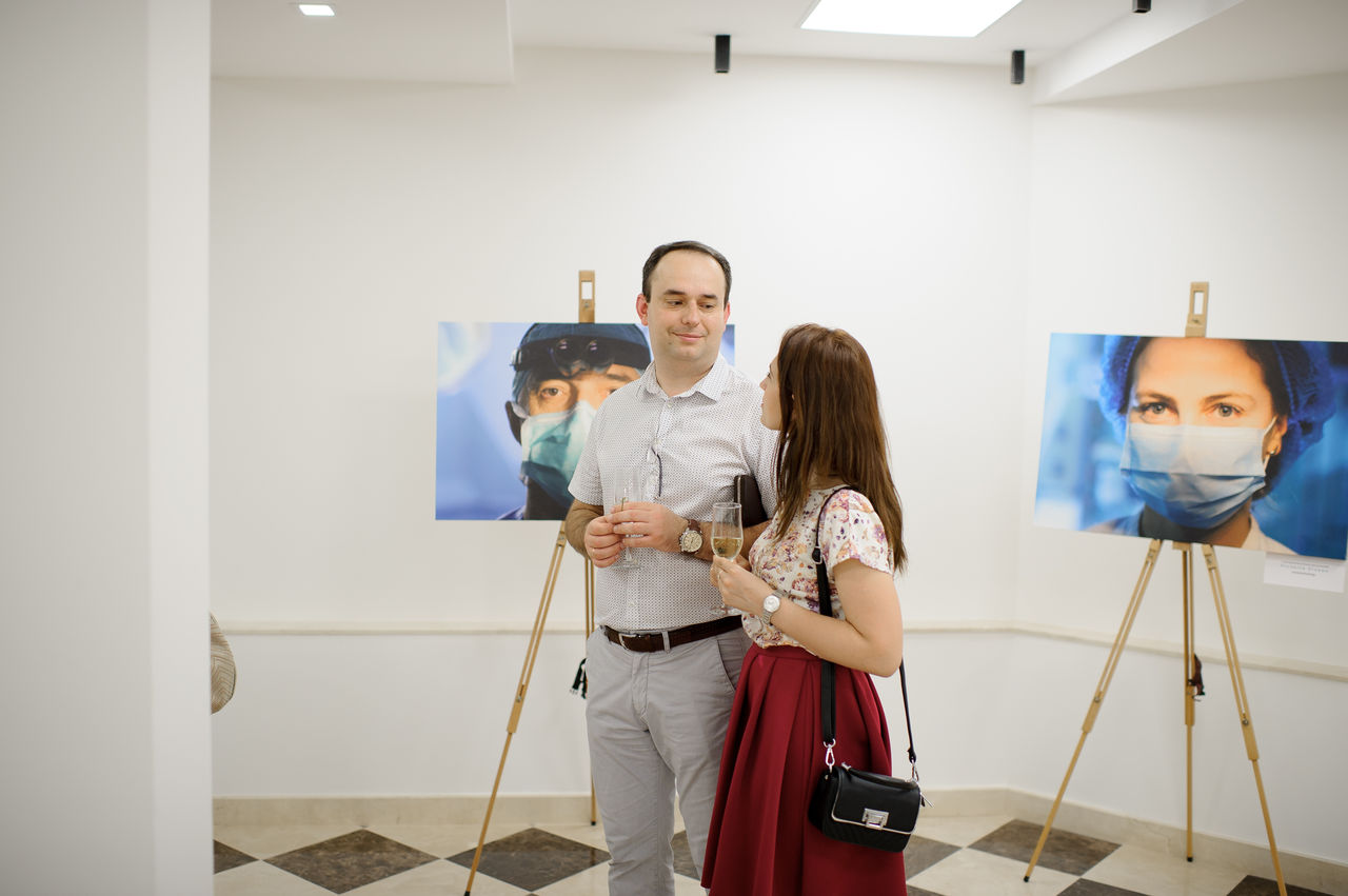 Ко Дню Медика в Органном зале открылась фотовыставка «В их глазах... в глазах врачей» ®