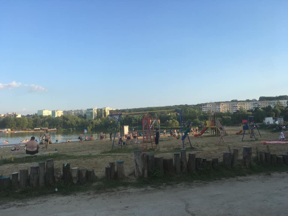 В выходные в столичном парке La Izvor было многолюдно