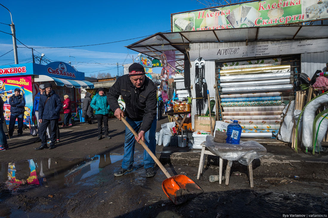 Imaginile sărăciei care îl îngrozesc şi pe Putin