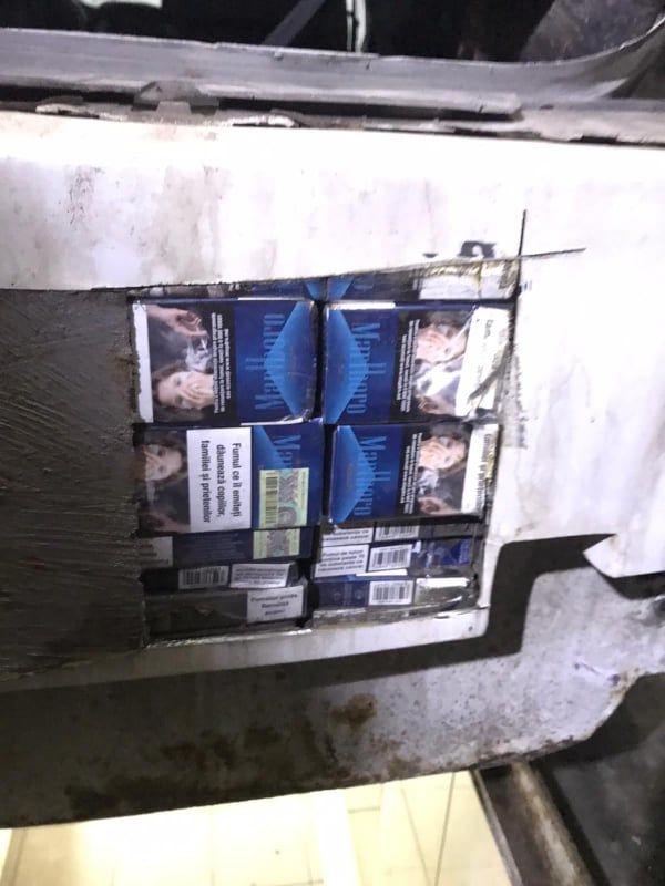 Молдаванин пытался провезти в ЕС крупную партию контрабандных сигарет