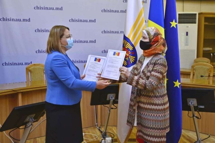 Группа иностранцев принесла присягу по случаю получения гражданства Молдовы