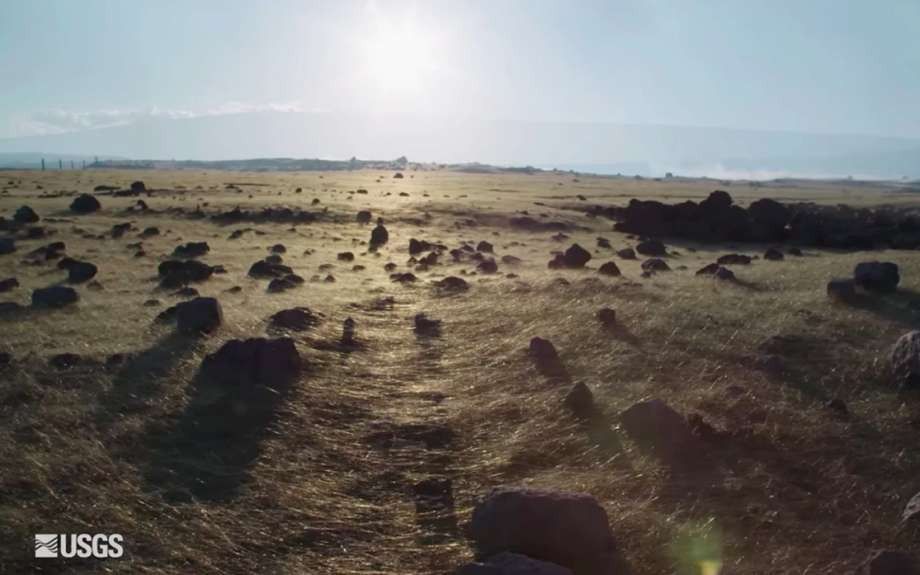 Гавайские пляжи опутали опасные "волосы Пеле"