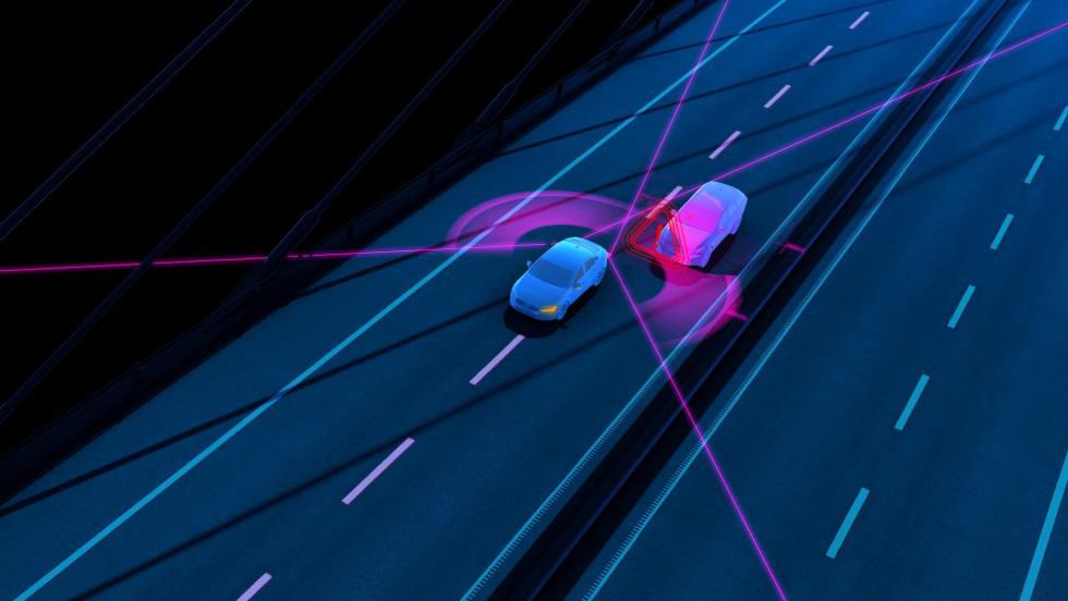 В опасности Volvo берет управление на себя
