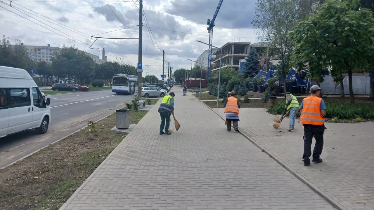 В Кишиневе стартует «генеральная осенняя уборка»