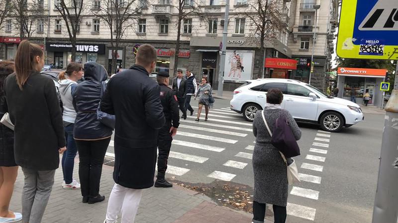 Движение на некоторых улицах Кишинева затруднено: не работают светофоры