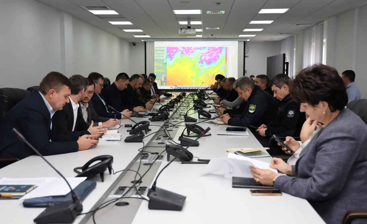 МВД готовится к непогоде: Ефрос потребовал создать Центр по управлению в ЧС