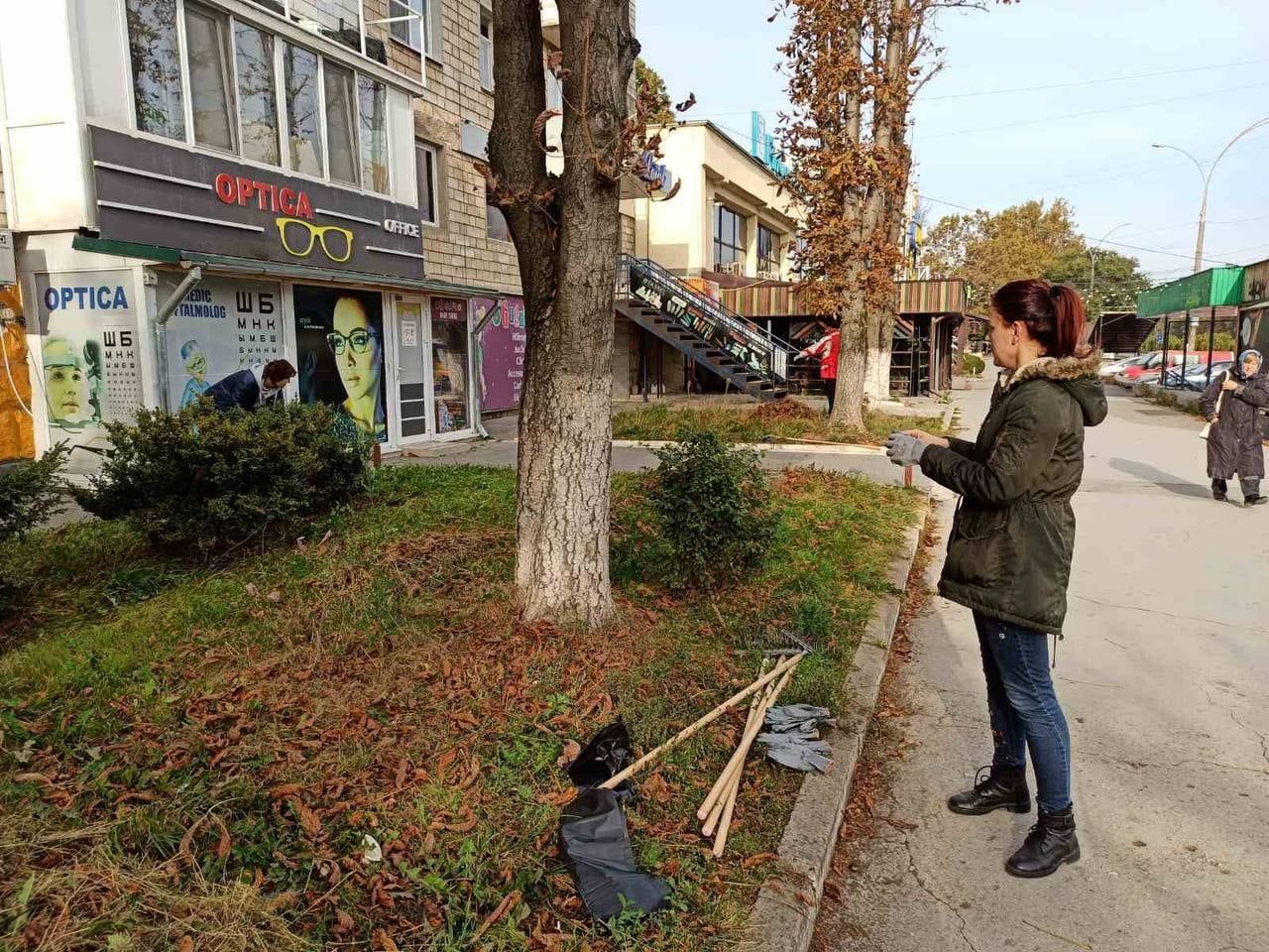 Осенняя кампания по уборке в Кишинёве продолжается