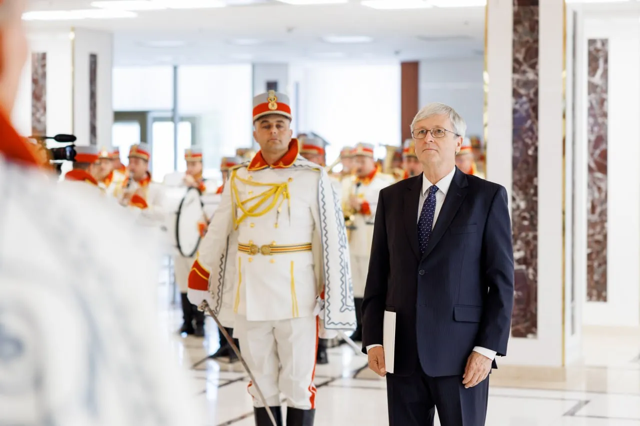 Sandu a primit scrisorile de acreditare din partea a doi noi ambasadori și a nunțiului apostolic în Moldova