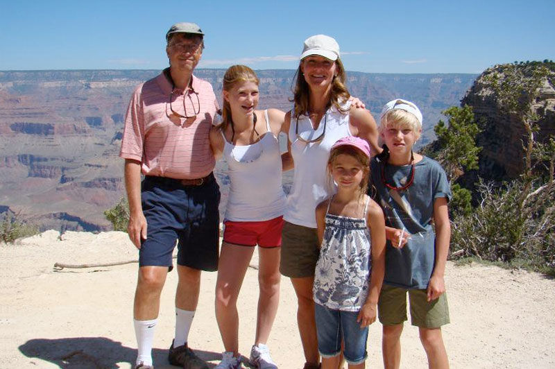 Билл Гейтс запрещал своим детям пользоваться смартфонами до 14 лет