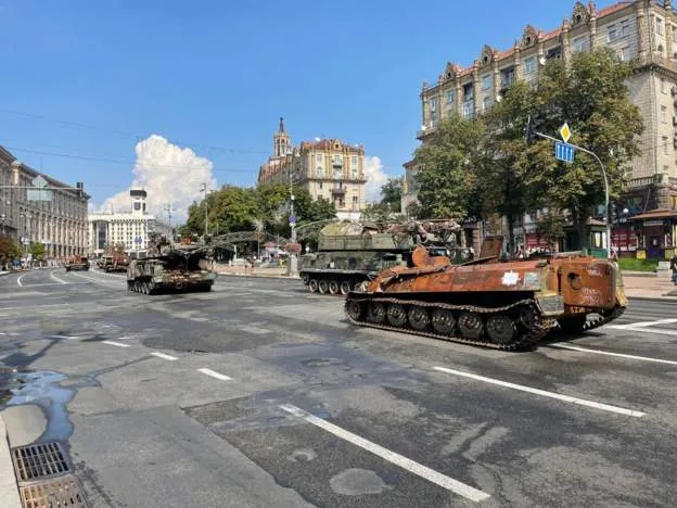 В центре Киева вновь выставили уничтоженную российскую военную технику