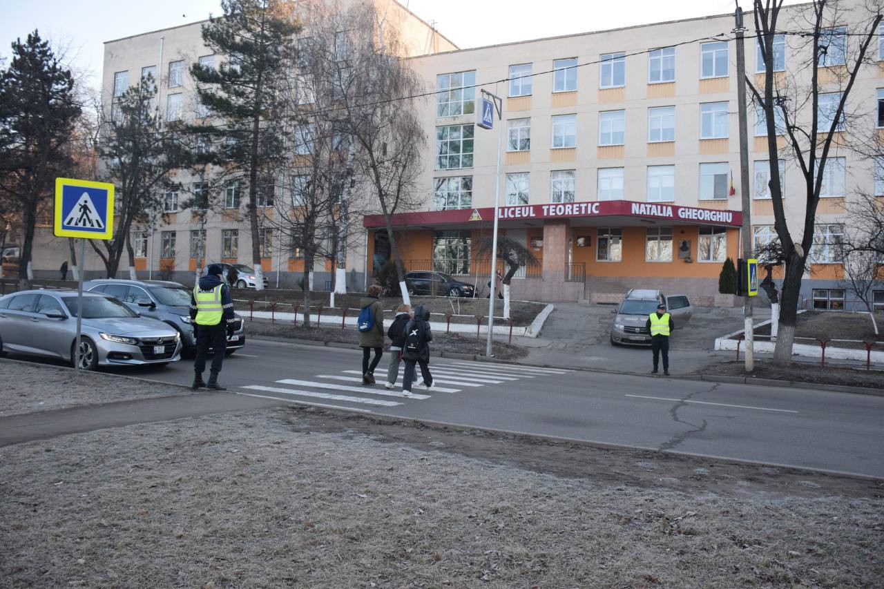 Около 500 сотрудников полиции будут следить за безопасностью пешеходов