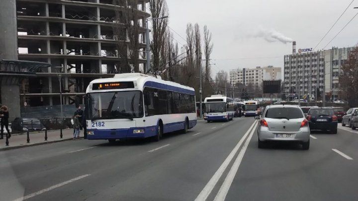 На бульваре Штефан чел Маре не ходят троллейбусы