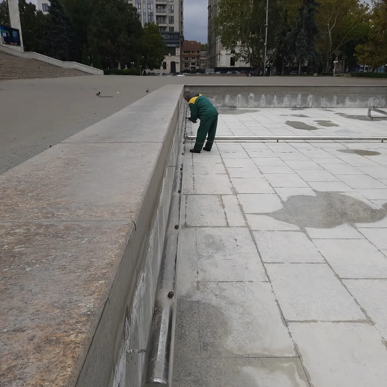 Havuzurile din Capitală vor fi conservate pe timp de iarnă
